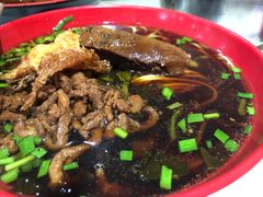 -小龙大肉面馆