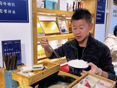 -勺子米线·云南传统小吃市集(四方街店)