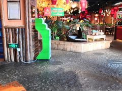 -老滇山寨•云南特色菜•地方菜•民族风情歌舞表演(金碧店)