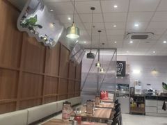 -必胜客(新中纬店)