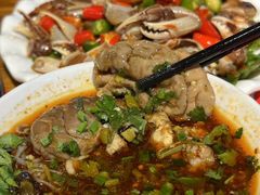 -李双猪·小龙虾·烧烤·羊肉煲(乐山店)