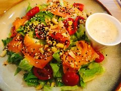 牛油果三文鱼沙拉-HELLO 27 意面·沙拉·帕尼尼