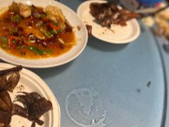 -三亚火车头万人海鲜广场