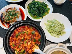 -万重锦·人文川菜馆(骡马市店)