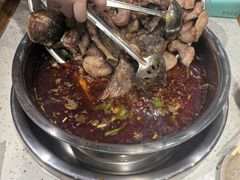 -肖肖酸萝卜鱼火锅(总店)