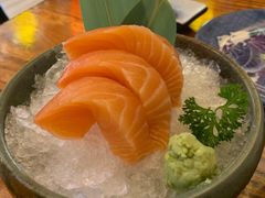 三文鱼刺身-坂吉屋·居酒屋深夜食堂(龙湖店)