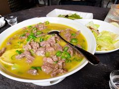酸笋泉水牛肉-悦百味·品质川菜(橄榄郡店)