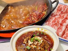 -巴卤社老火锅(财富店)