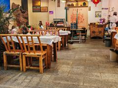 -霄汉牛三鲜湖北砂锅菜(万松园2店)