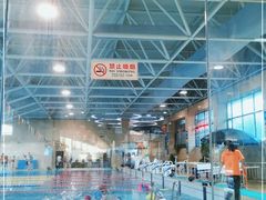 -健龙森俱乐部·游泳·健身·羽毛球综合体育馆
