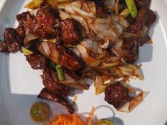 葱爆山东和牛-鑫悦诚府·新鲁菜·餐厅(趵突泉店)