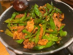 碾辣椒炒肉-吃饭皇帝大(合生汇店)