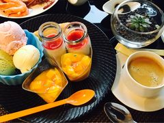 -唐拉雅秀酒店-西锦汇空中BBQ·思创餐厅