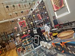 -VENCHI 闻绮(上海佛罗伦萨小镇店)