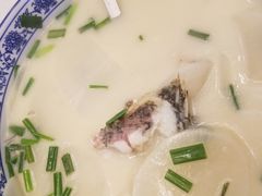 -五谷芳乳鸽王(海景店)