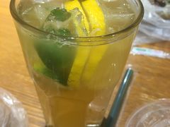 -港丽餐厅(高德置地店)