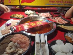 -谭鸭血老火锅(万象九宜城店)