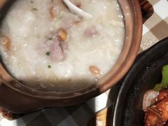 -新大咀港式茶餐厅(宝山万达店)