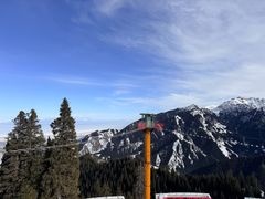 -丝绸之路山地度假区滑雪场