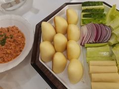 -品海楼·大连海胆锅贴馆(东港店)