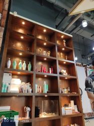 -PE SALON