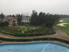 窗外别墅景观-美视五月花高尔夫度假酒店(滨海西店)