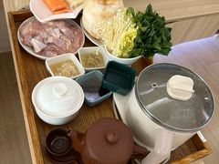 -雪梅月子中心(华侨城店)
