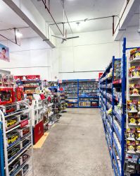 -逝水玩具折扣店