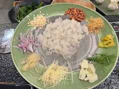 -得意咚瓜·顺德鱼生·冬瓜火锅(深圳首店)