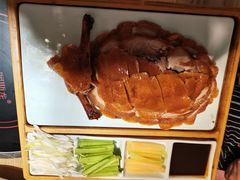 北京烤鸭-遇见小厨北京烤鸭，盐帮菜，湘菜结合(广福桥店)