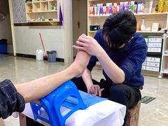 -郑远元专业修脚房(文三路九莲新村店)
