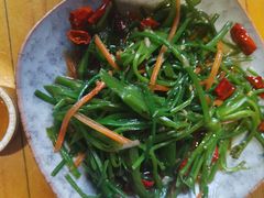 -民食香·腊排骨野生菌美食(木府店)