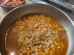 -河坝烧烤串城(虹桥中心店)