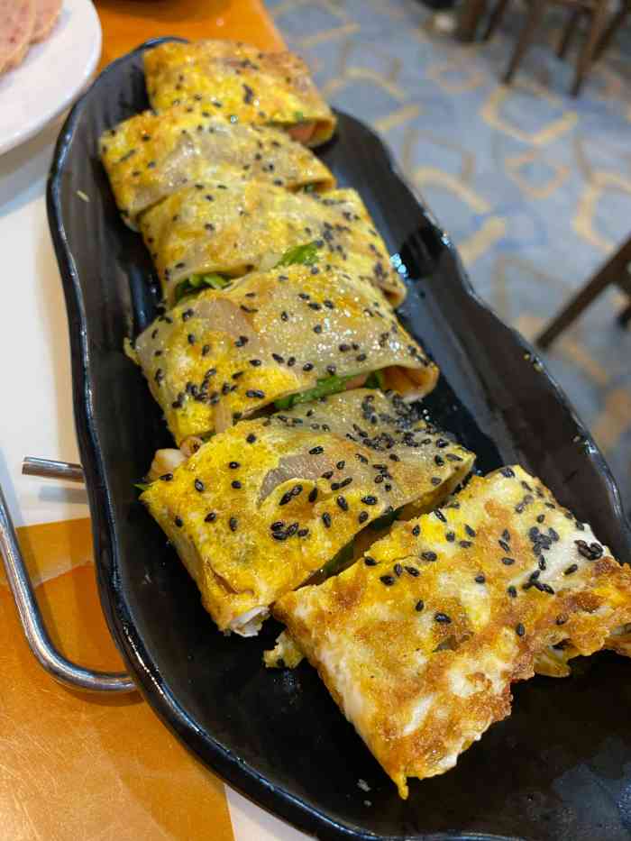 金百合火锅烤肉-"来到学校附近的金百合打卡啦!提前加了阿姨.