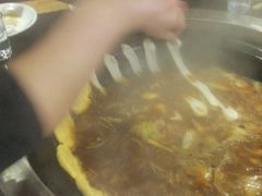 铁锅炖杂鱼-铁锅炖灶台鱼老三炖鱼馆