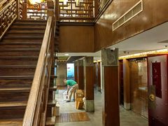 -梅龙镇酒家(南京西路总店)