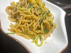 -东口码头·烧鸽子·鱼头泡饼·地方菜(金鹰悦城店)