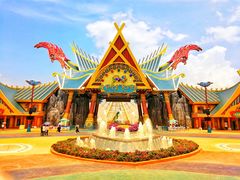 -七彩云南欢乐世界