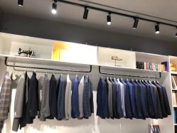 -优刻西服西装定制(金轮国际广场店)