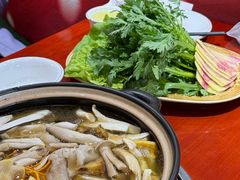 -菌之家·专业纯野生菌火锅·特色炒菌