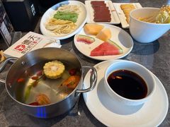 -德天肥牛海鲜火锅(城西银泰店)