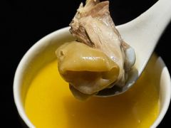 -鲜入唯煮·港式海鲜牛肉火锅(金宝街店)