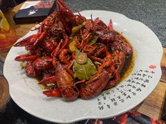 -辣盆盆麻辣小龙虾(哈尔滨总店)