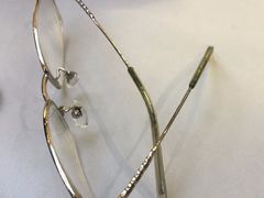 -爱视眸Eyeblling眼镜·依视路·蔡司镜片折扣店(百联南方商城购物中心)