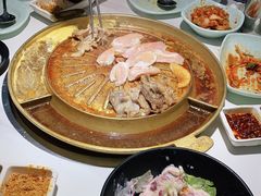 -猪啊牛呀羊啊铜盘烤肉(正大广场店)