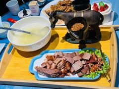-乔家小院•非遗驴肉•本地小海鲜(滨河路店)