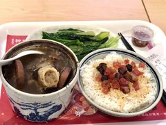 莲藕炖筒骨-钟姐炖品(万象城店)