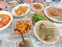 -天天向上素食餐厅(五台山店)