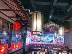 -川流不息·地道川菜·小龙虾(新松江路店)