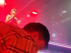 -赛博LIVE SHOW酒吧
